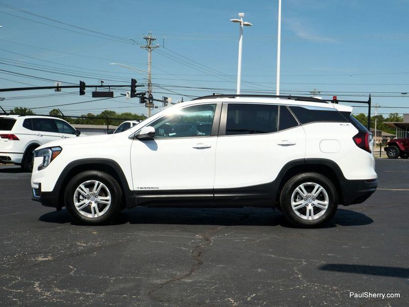 Used 2023 GMC Terrain SLE
