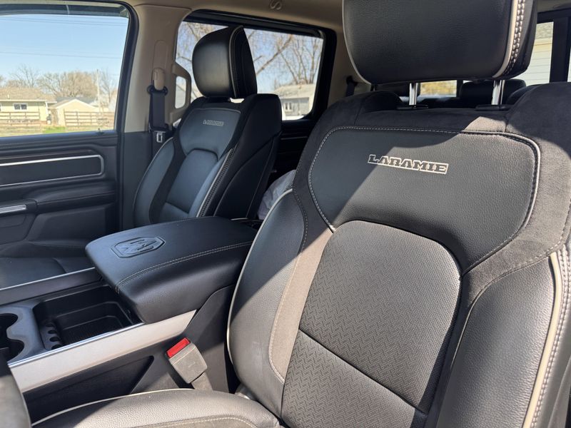 2021 RAM 1500 LaramieImage 11