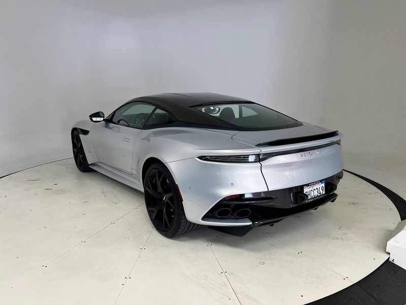 2019 Aston Martin DBS SuperleggeraImage 4