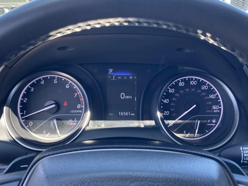 Used 2024 Toyota Camry SEImage 28