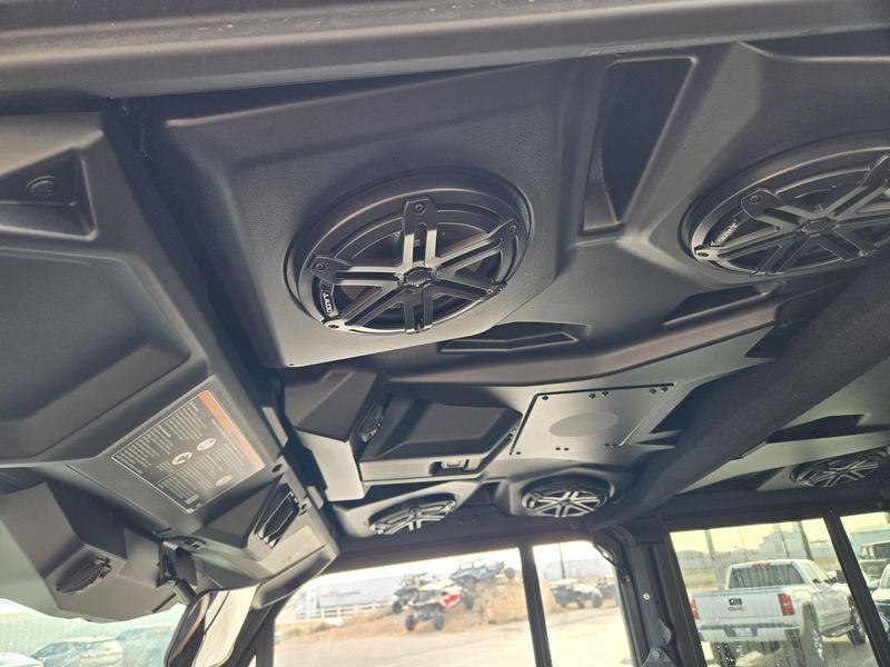 NEW 2026 CAN-AM DEFENDER MAX LONE STAR CAB HD11 Image 22