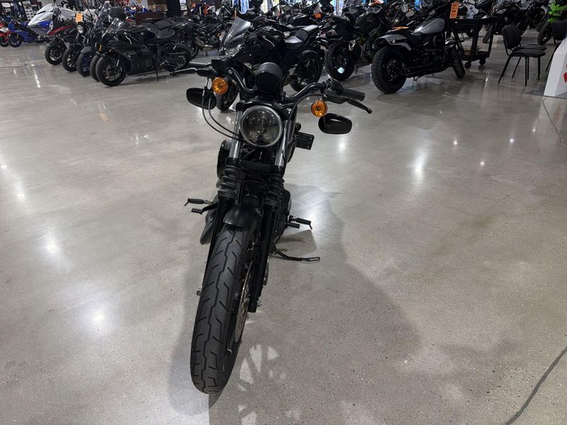 Used 2020 Harley-Davidson SPORTSTER IRON 883 Image 12