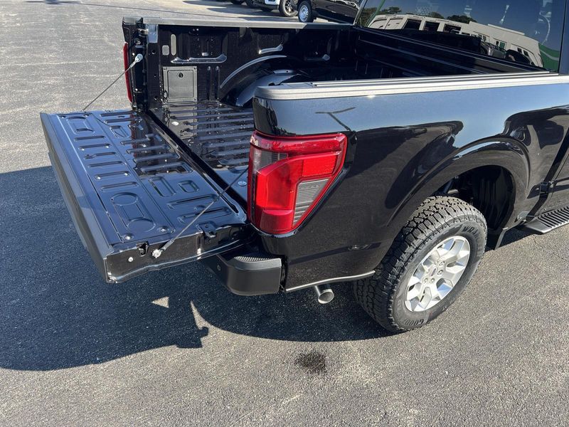 2025 Ford F-150 XL photo 34