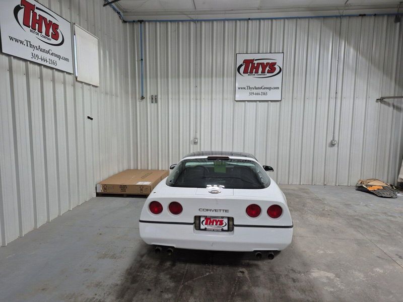 1989 Chevrolet Corvette Image 6