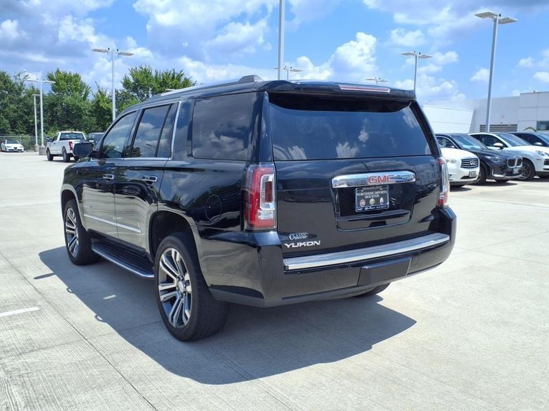 Used 2017 GMC Yukon DenaliImage 13