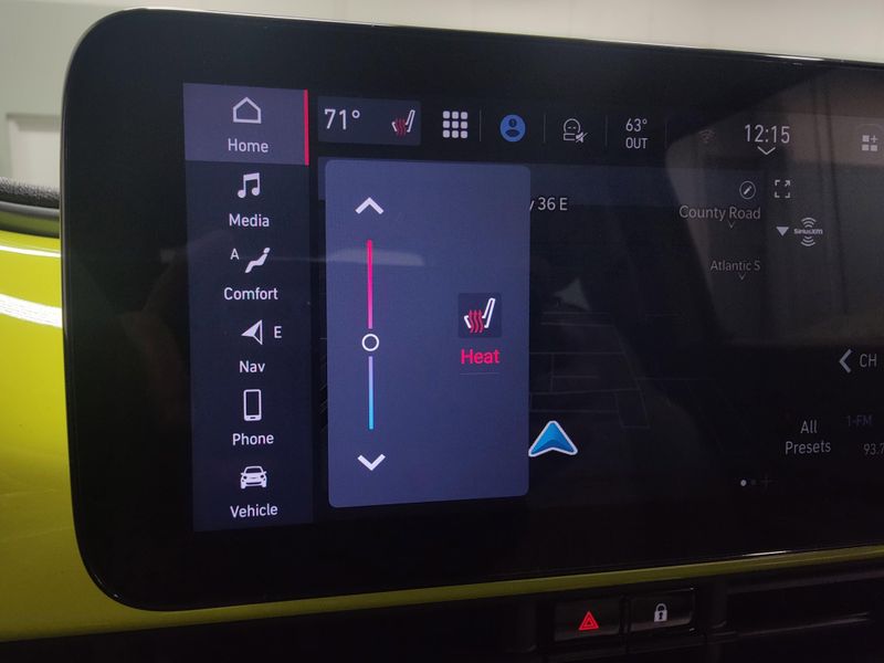 New 2025 Fiat 500e IconaImage 17