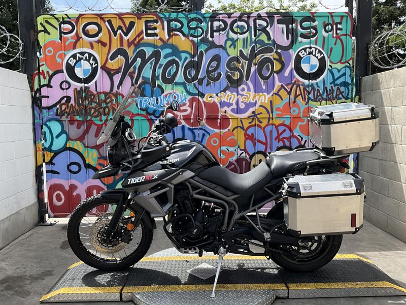 Used 2017 Triumph TIGER 800 XCX Image 1