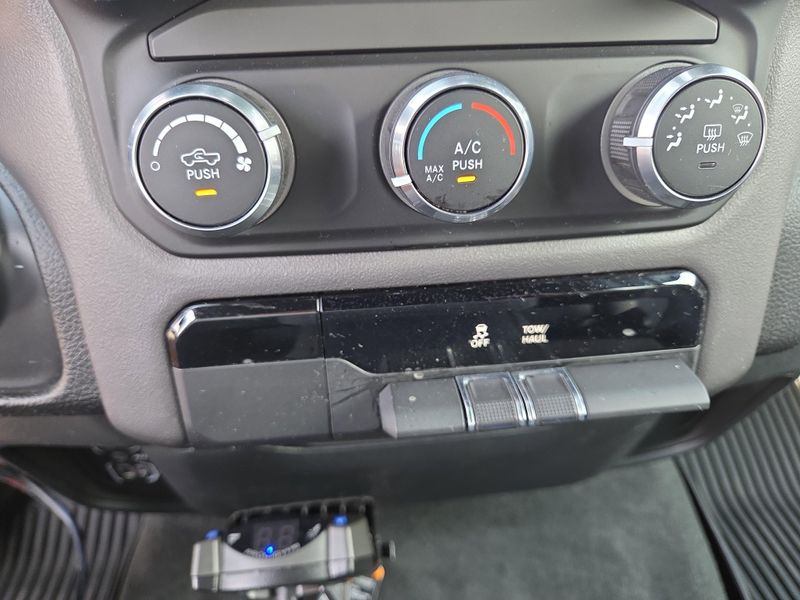 2022 Ram 1500 Big Horn Lone Star photo 26