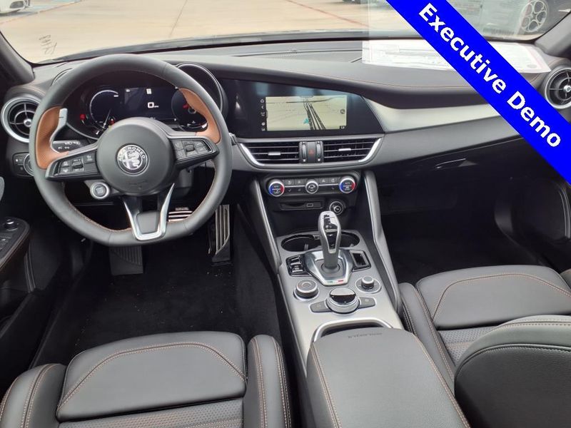 New 2025 Alfa Romeo Giulia Intensa RwdImage 13