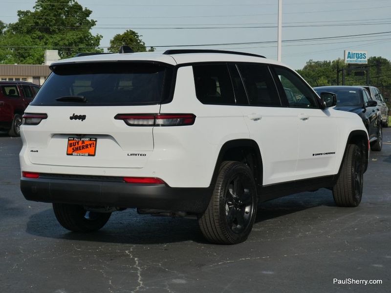 2024 Jeep Grand Cherokee L Limited 4x4Image 15