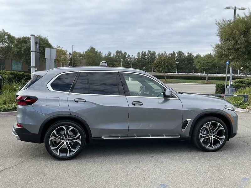 2024 BMW X5 sDrive40iImage 9