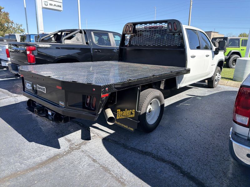 Used 2022 Chevrolet Silverado 3500HD Chassis Work TruckImage 8