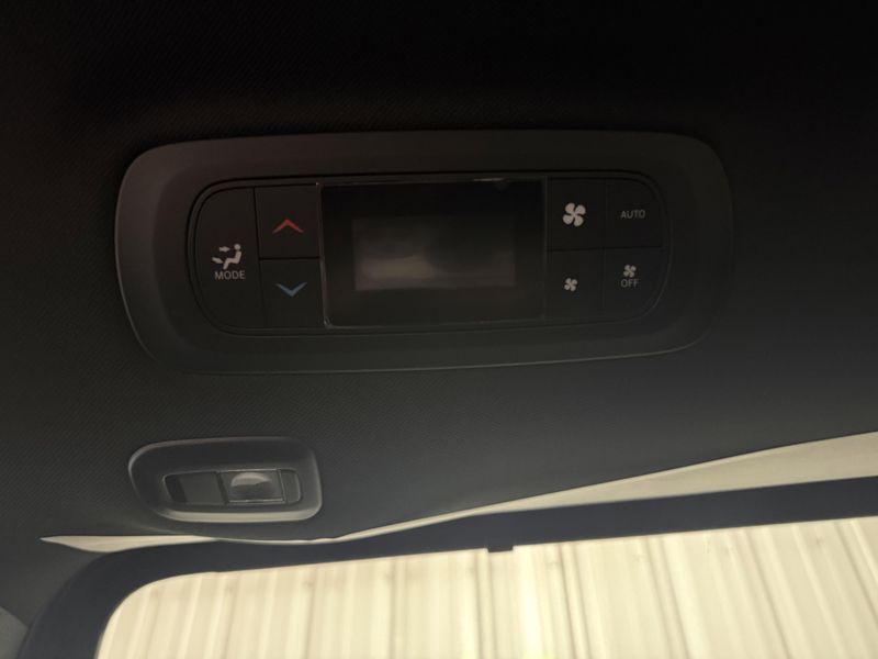 New 2026 Chrysler Pacifica LimitedImage 28