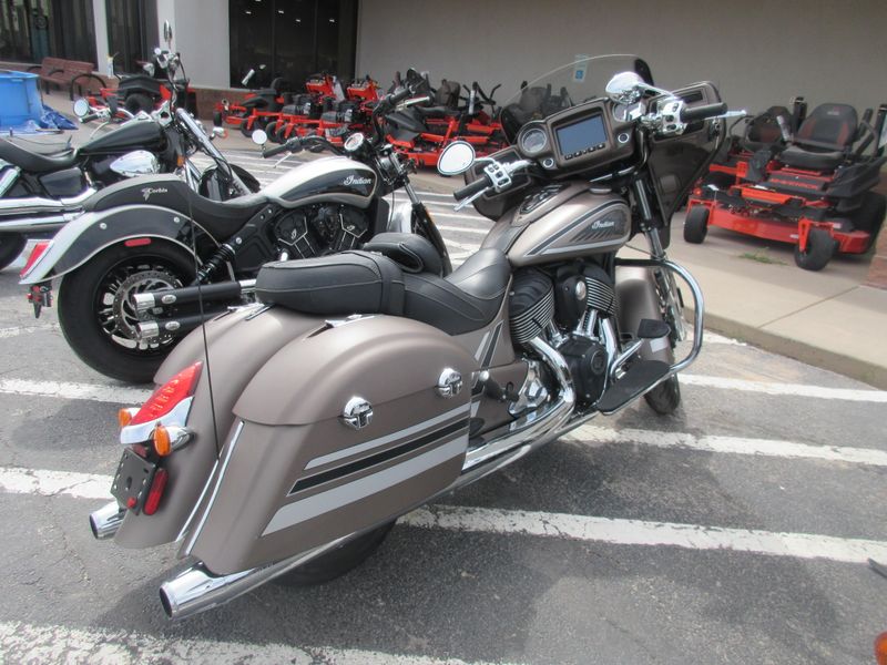 USED 2018 INDIAN MOTORCYCLE CHIEFTAIN LIMITED Image 5