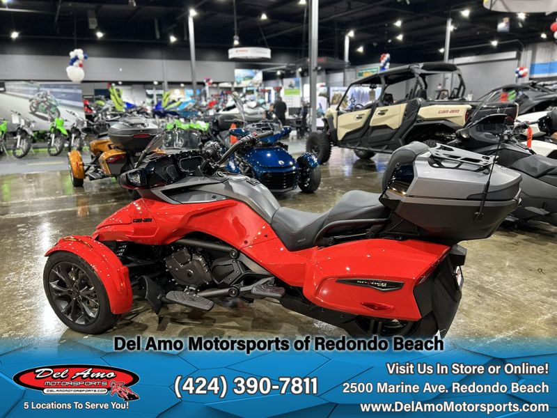 2022 Can-Am H7NA  in a PLASMA RED/ CARBON BLACK exterior color. Del Amo Motorsports delamomotorsports.com 