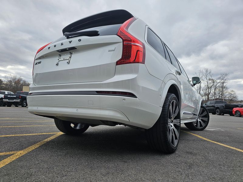 Used 2023 Volvo XC90 Recharge Plug-In Hybrid PlusImage 5
