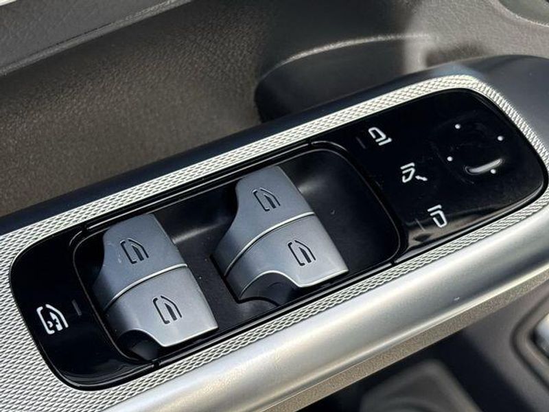 Used 2026 Mercedes-Benz GLC 350e 350eImage 20