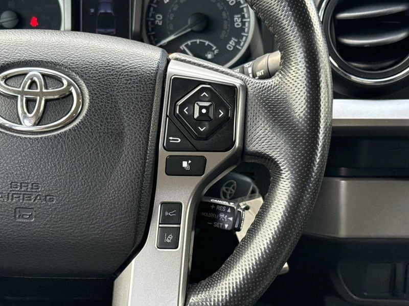 Used 2022 Toyota Tacoma SR5 Double Cab 5' Bed I4 AT (Natl)
