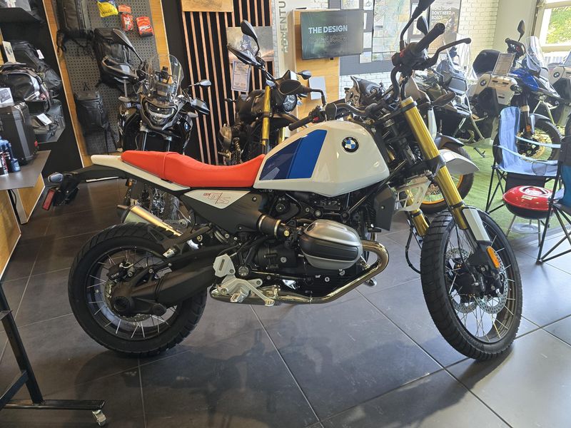 New 2026 BMW R12 G&sol;S Image 1