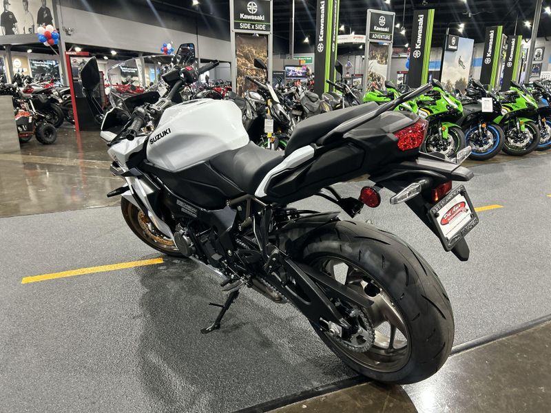 New 2026 Suzuki GSX-S1000GT+ Image 7