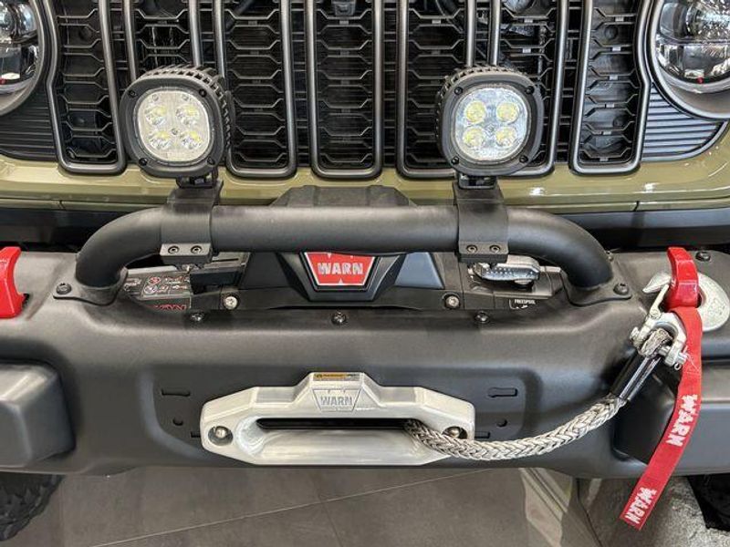 New 2025 Jeep Wrangler 4-door RubiconImage 6