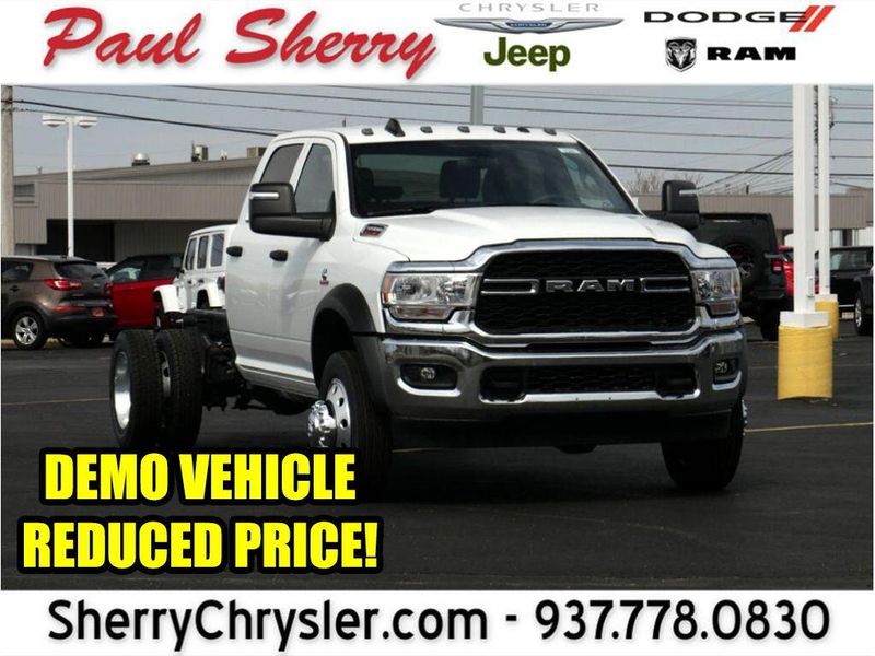 2024 RAM 5500 Tradesman Chassis Crew Cab 4x4 84