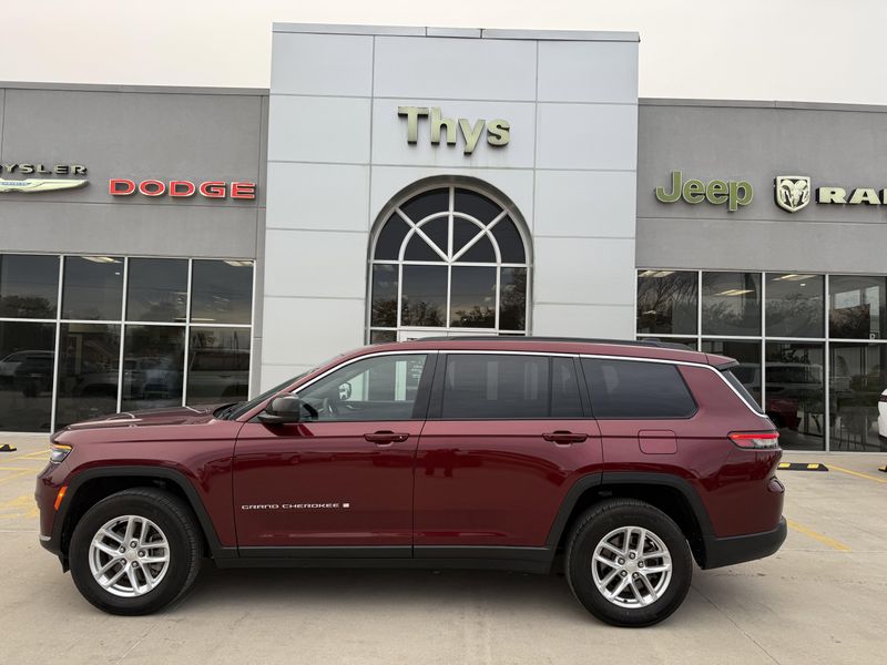 Used 2024 Jeep Grand Cherokee L LaredoImage 37