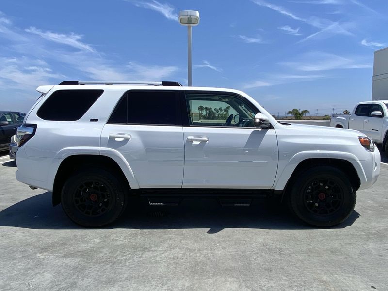 2024 Toyota 4Runner SR5 PremiumImage 3