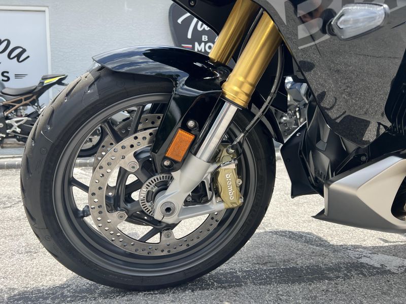 2024 BMW R 1250 RS 