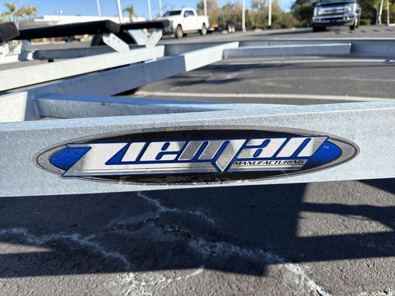 New 2025 Zieman J-2B Image 17