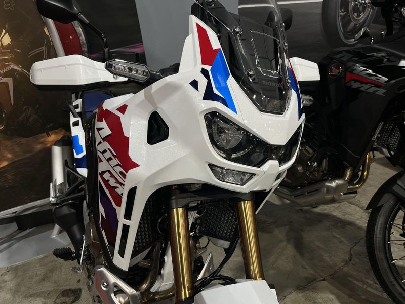New 2025 Honda AFRICA TWIN ADV SP ES Image 17
