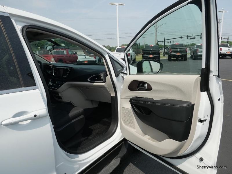 2022 Chrysler Voyager LX in a Bright White Clear Coat exterior color and Black/Alloy/Blackinterior. Paul Sherry Chrysler Dodge Jeep RAM (937) 749-7061 sherrychrysler.net 