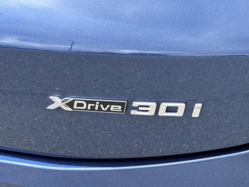 2022 BMW X4 xDrive30iImage 13