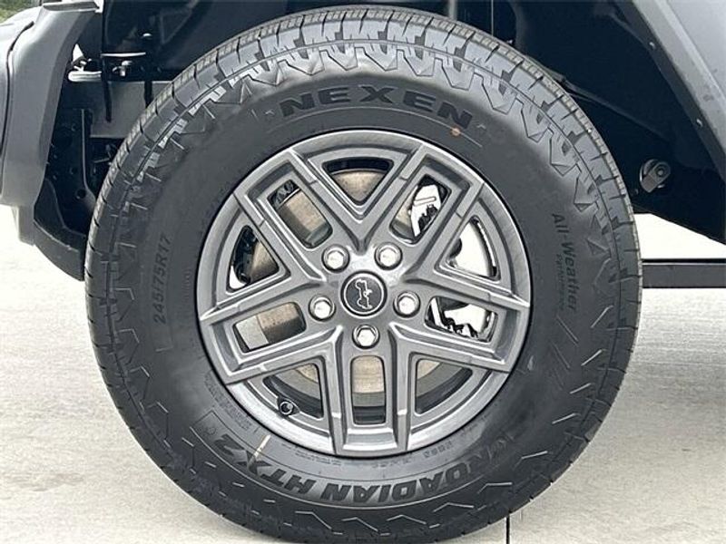 New 2026 Jeep Wrangler 4-door Sport SImage 10