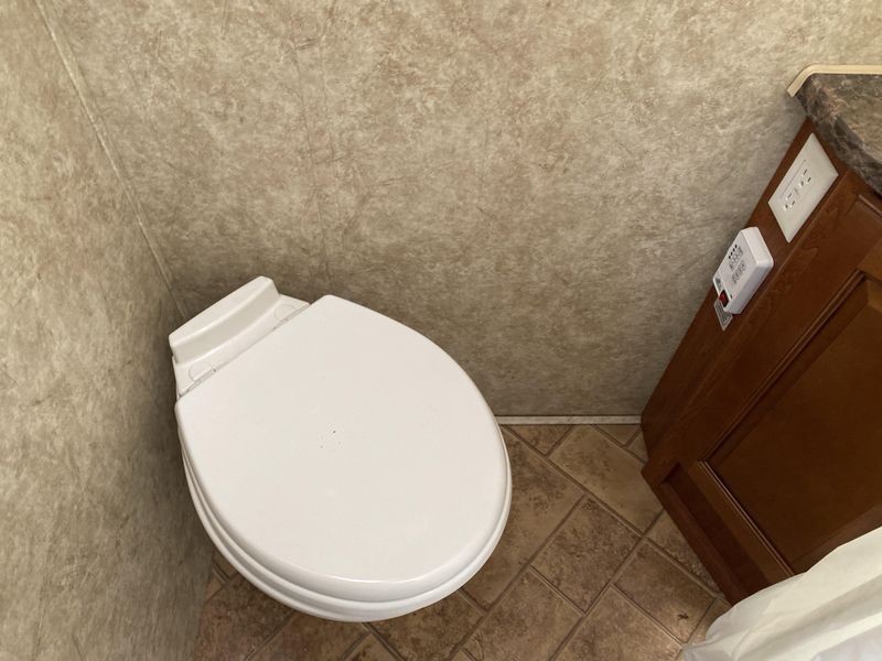 Used 2010 FOREST RIVER SURVEYOR SPORT 186 Image 16