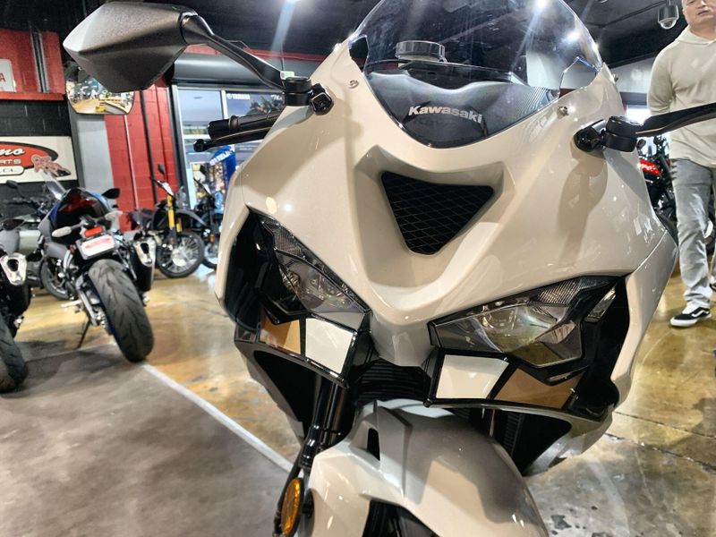 New 2026 Kawasaki NINJA ZX-6R Image 14