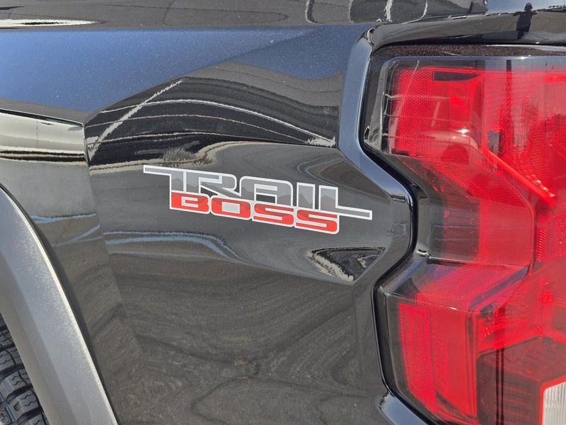 Used 2023 Chevrolet Colorado 4WD Crew Cab Trail Boss