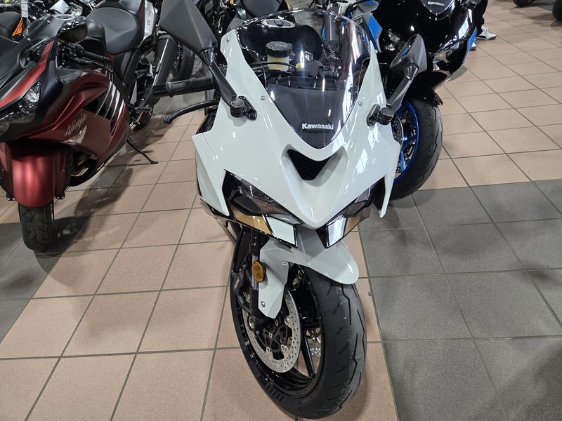 NEW 2026 KAWASAKI NINJA ZX6R Image 4