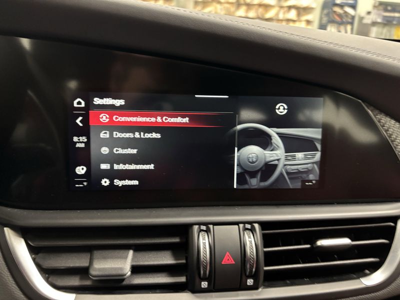 New 2024 Alfa Romeo Giulia Quadrifoglio Carbon RwdImage 22