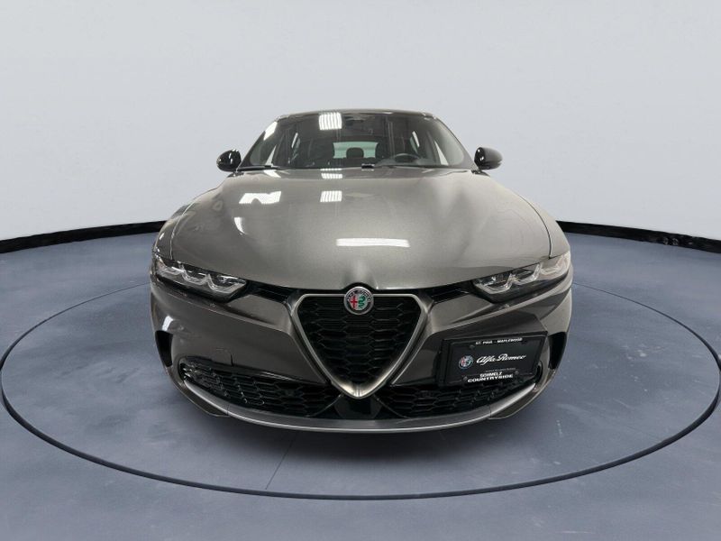 Used 2024 Alfa Romeo Tonale Ti Premium eAWD w/SunroofImage 2