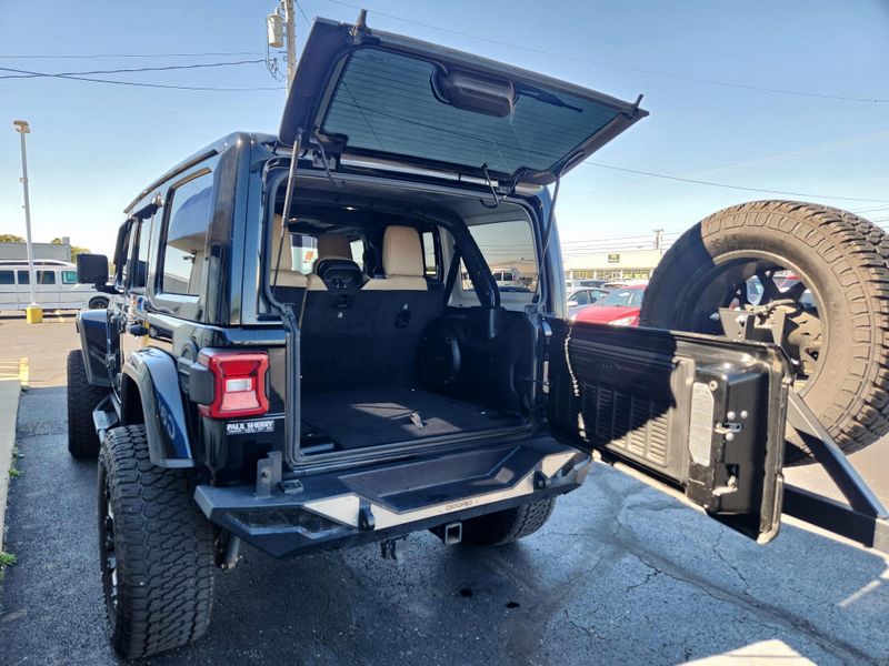 Used 2019 Jeep Wrangler Unlimited Sahara