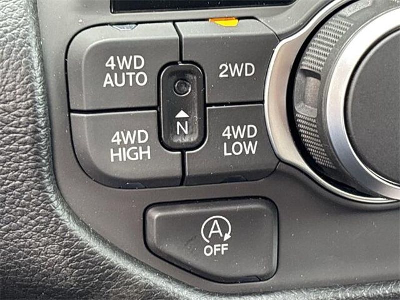 2025 RAM 1500 Big Horn Crew Cab 4x4 5