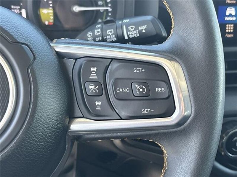 2024 Jeep Wrangler Sahara 4xe photo 23