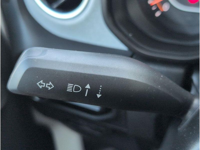 Used 2025 Jeep Wrangler SaharaImage 26
