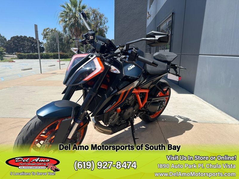 2023 KTM 1290 SUPER DUKE R EVO  in a BLACK exterior color. Del Amo Motorsports of South Bay (619) 547-1937 delamomotorsports.com 