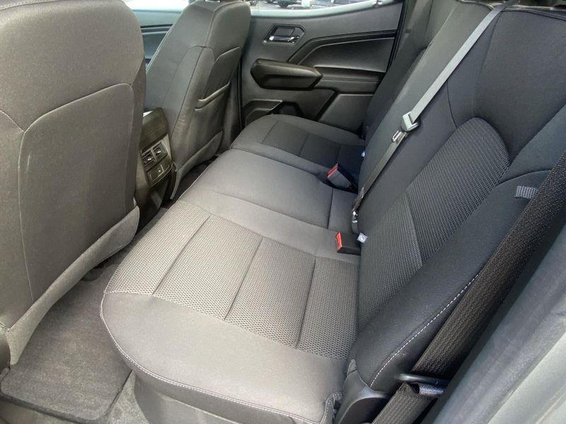 Used 2023 Chevrolet Colorado LTImage 25