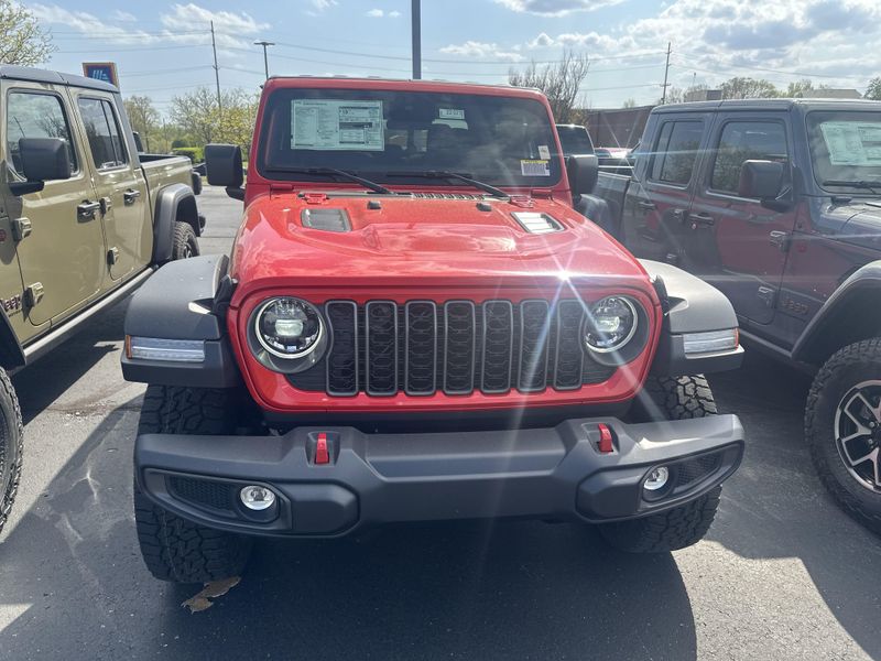 New 2025 Jeep Gladiator Rubicon 4x4Image 2
