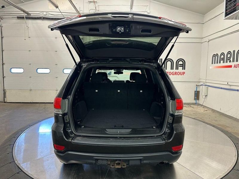 2015 Jeep Grand Cherokee LaredoImage 15