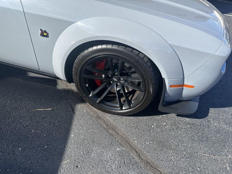 2021 Dodge Challenger R/T Scat Pack WidebodyImage 4