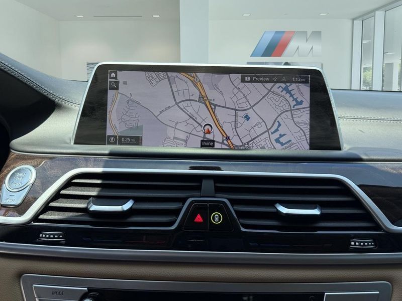2022 BMW 7 Series 740iImage 26